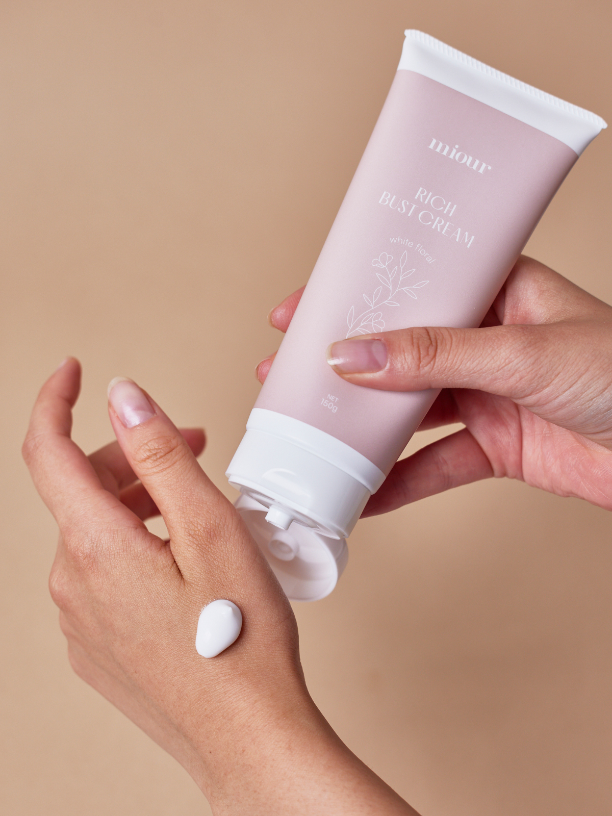 リッチバストクリーム – miour リッチバストクリーム – miour