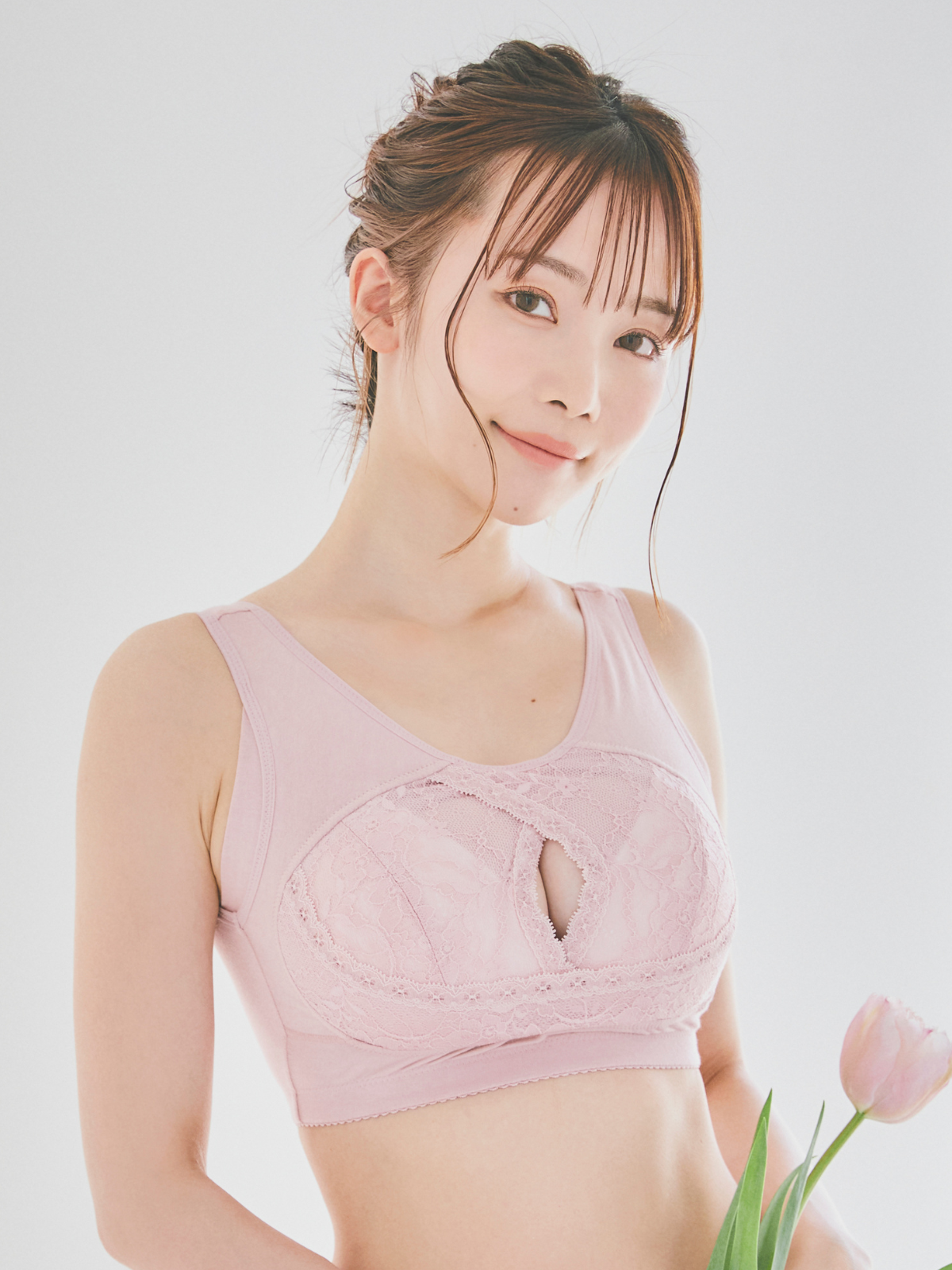 miour エッセンシャル ナイトブラ